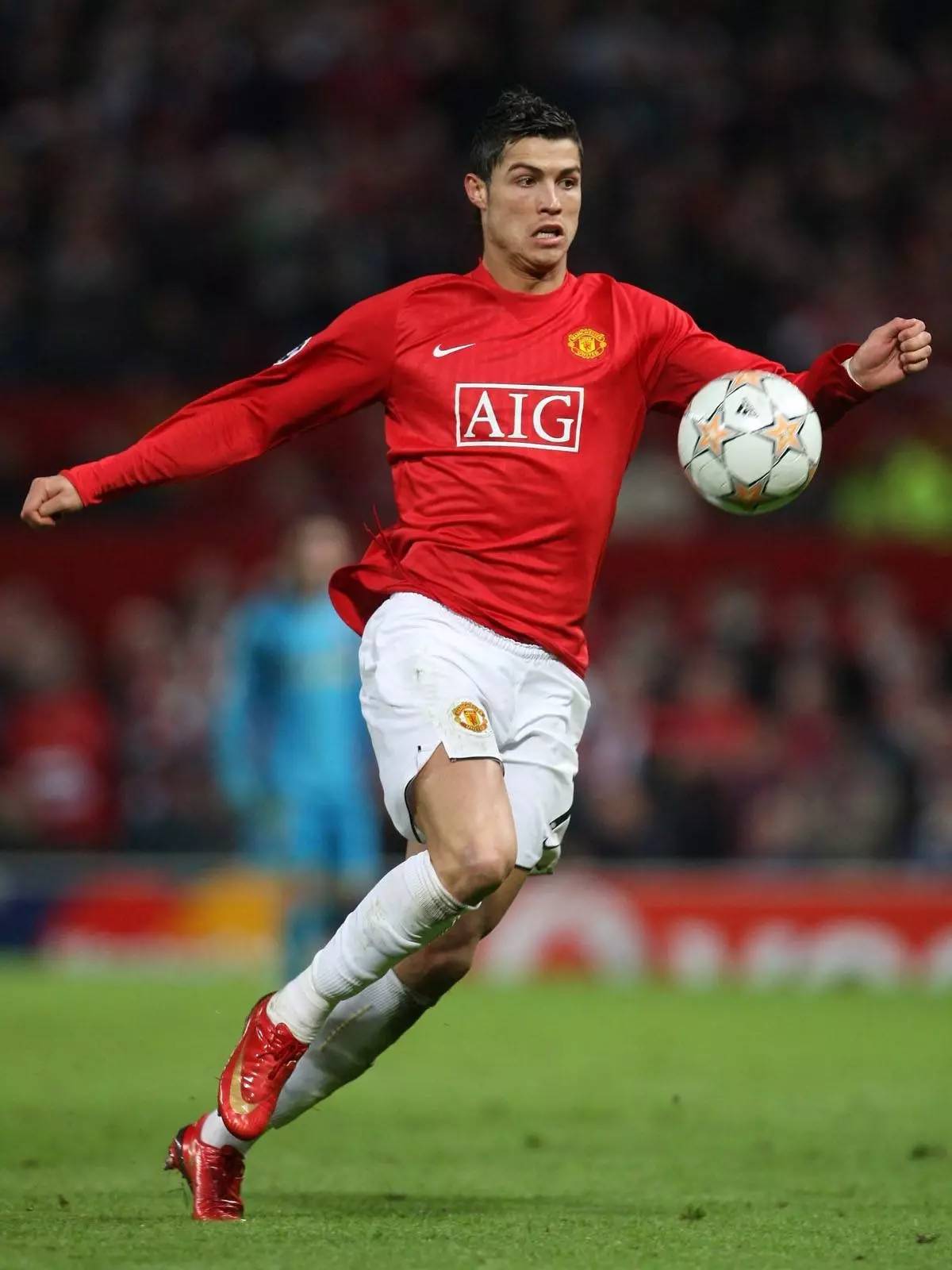 防守韧性仍 防守韧性仍