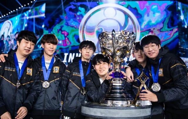 在越过一名 在越过一名